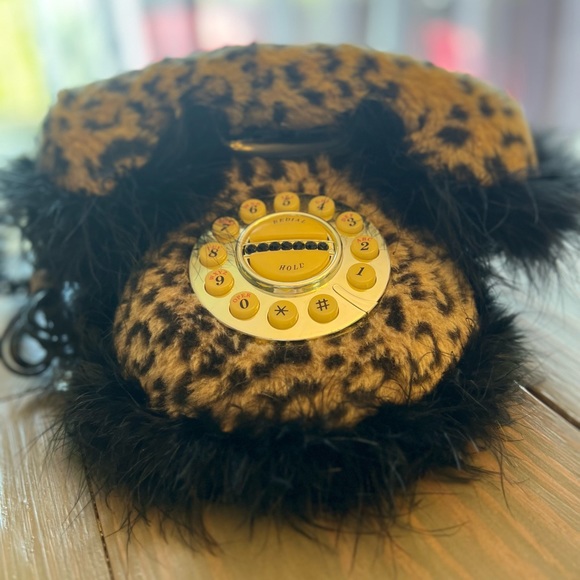 Faith Knight 90s Vintage Leopard Print Telephone - Picture 5 of 9
